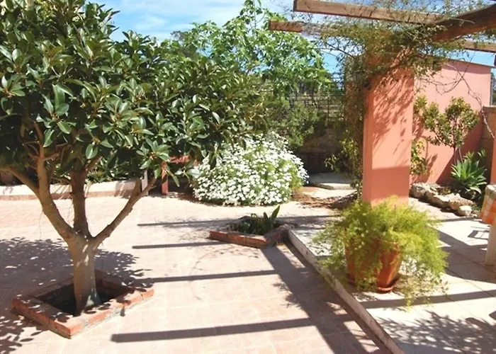 Il Mirto E La Rosa 4* أرينيلا