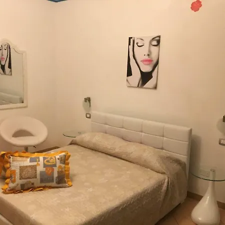 住宿加早餐酒店 桃金娘与玫瑰酒店