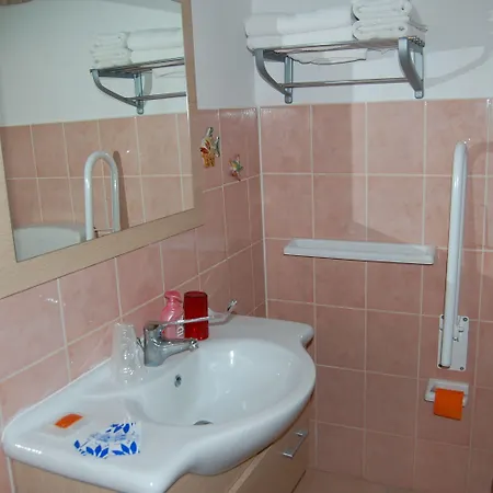 Il Mirto E La Rosa Arenella (Syracuse)